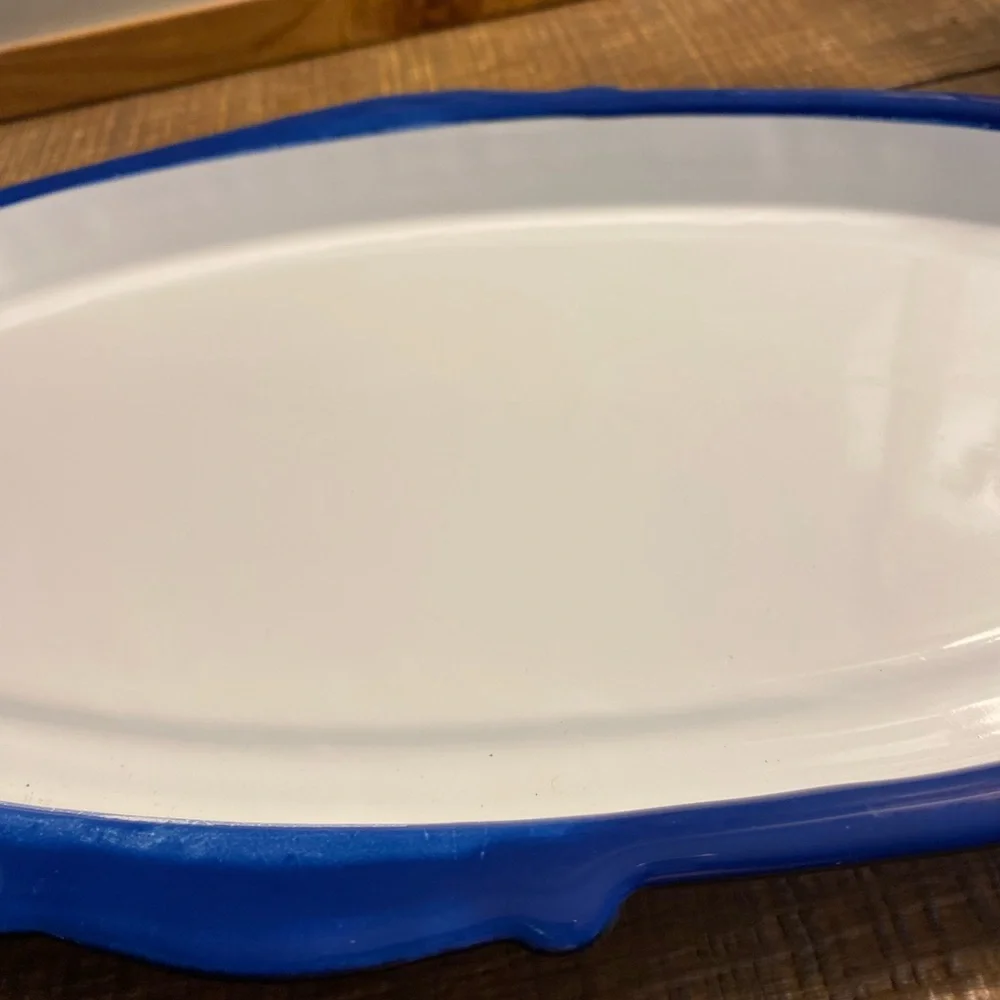 Creative Co-Op Blue and White Enamel Fish-Shaped Dish